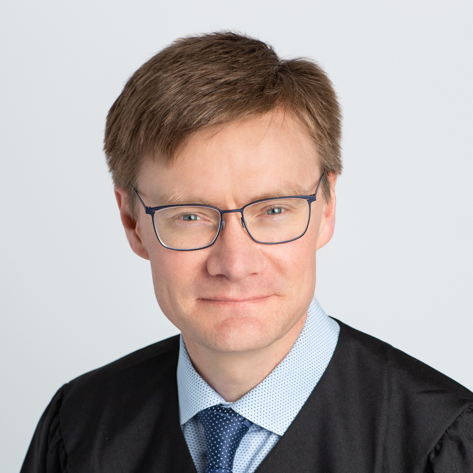 Snohomish County Democrats have endorsed Judge Ian S. Birk for State Supreme Court Justice, Pos. 4.